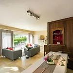 Forestside Villa
