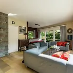 Villa Forestside *